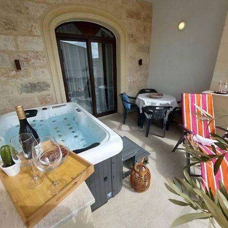 Fl 2 Ta'Lonza Luxury With Hot Tub By Homely 梅利哈 外观 照片